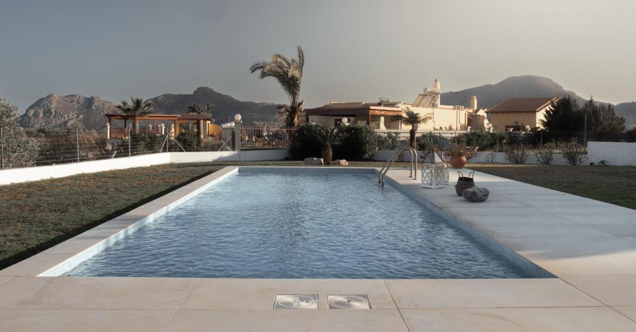 Villa Santa Maria With Private Pool And Sea View Afandu Zewnętrze zdjęcie