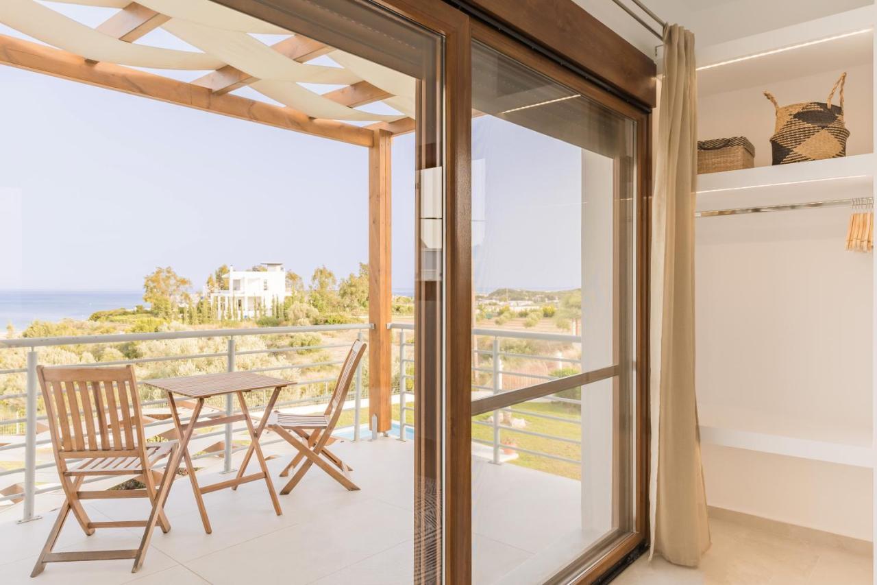 Villa Santa Maria With Private Pool And Sea View Afandu Zewnętrze zdjęcie