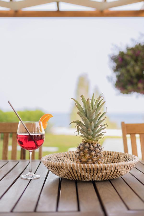 Villa Santa Maria With Private Pool And Sea View Afandu Zewnętrze zdjęcie
