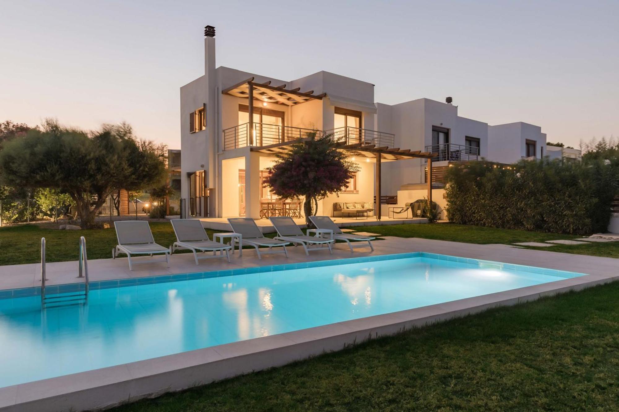 Villa Santa Maria With Private Pool And Sea View Afandu Zewnętrze zdjęcie